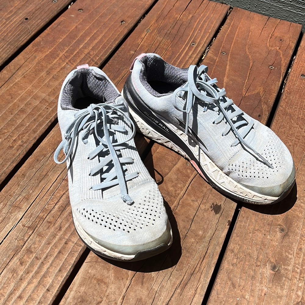 Altra Blue and Pink Running Shoes Sneakers, 6.5